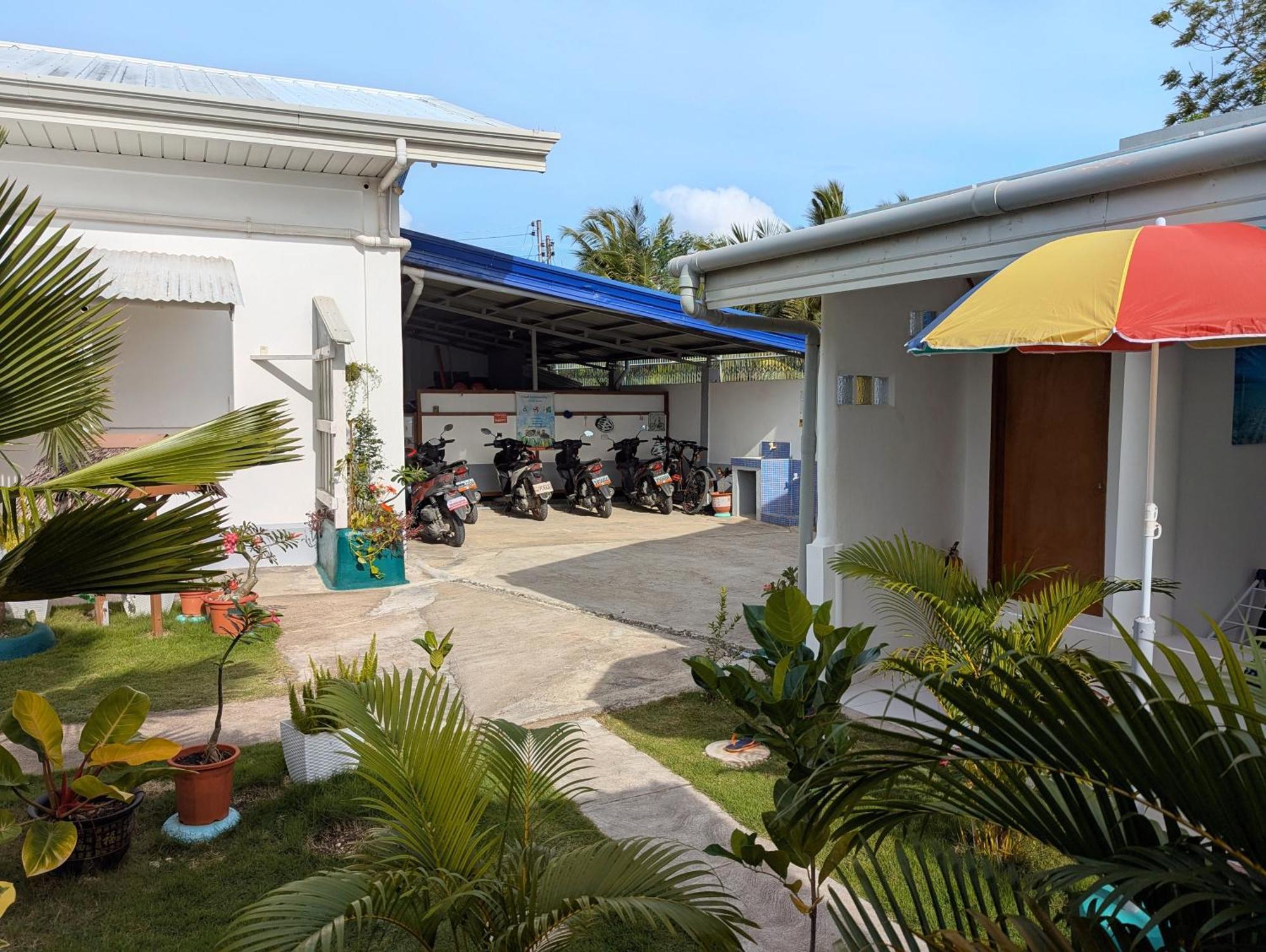 Astillo'S Guest Houses Moalboal Rom bilde
